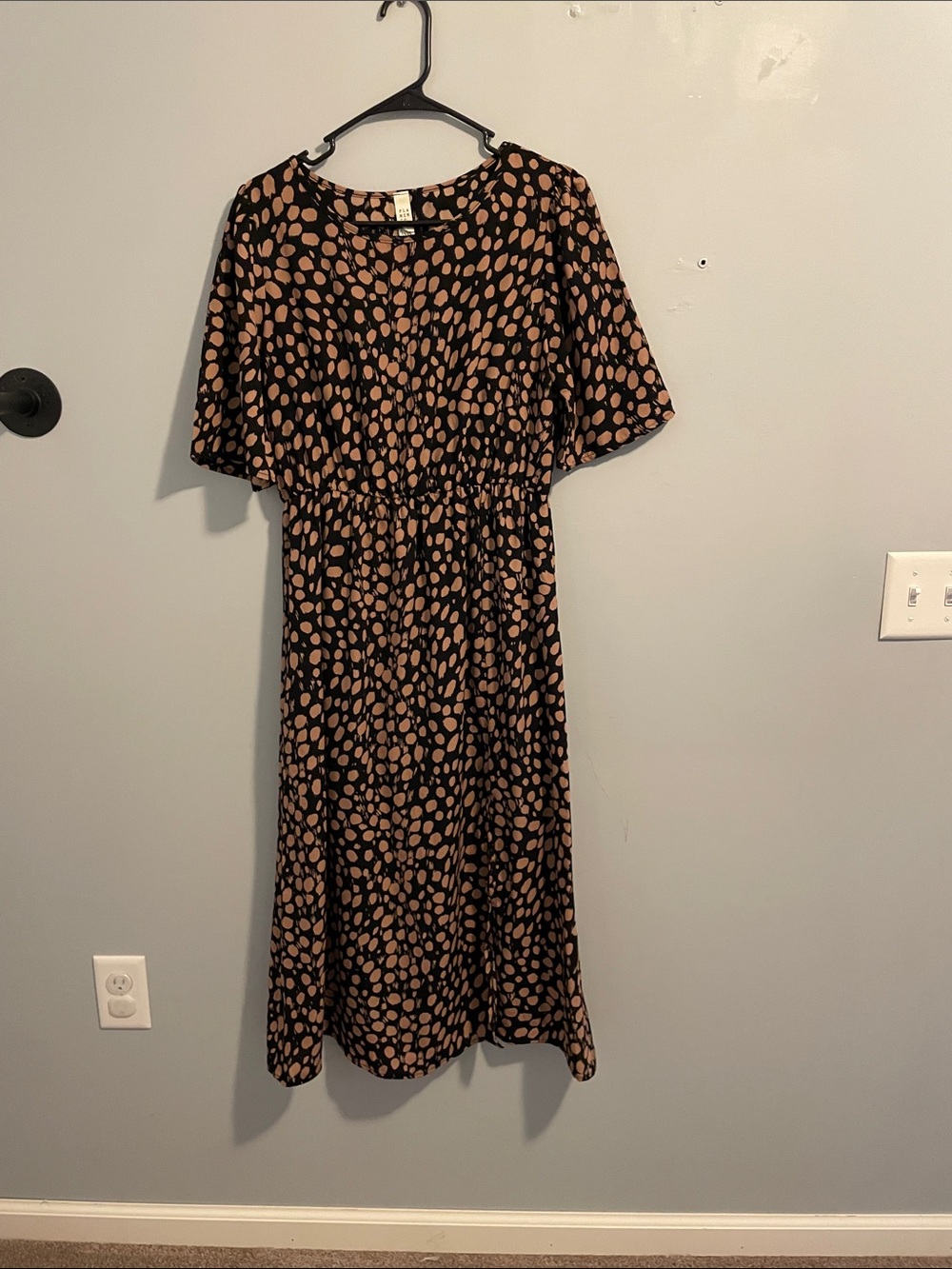 Black & Tan Polka Dot Midi Dress